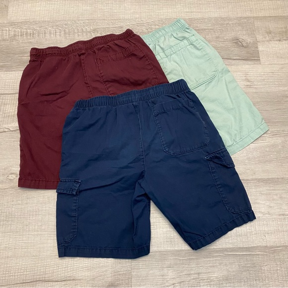 Old Navy Shorts - Size XL (14-16) - Picture 2 of 4